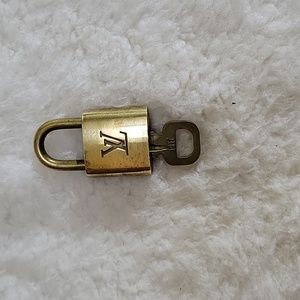 LV Lock & Key #313